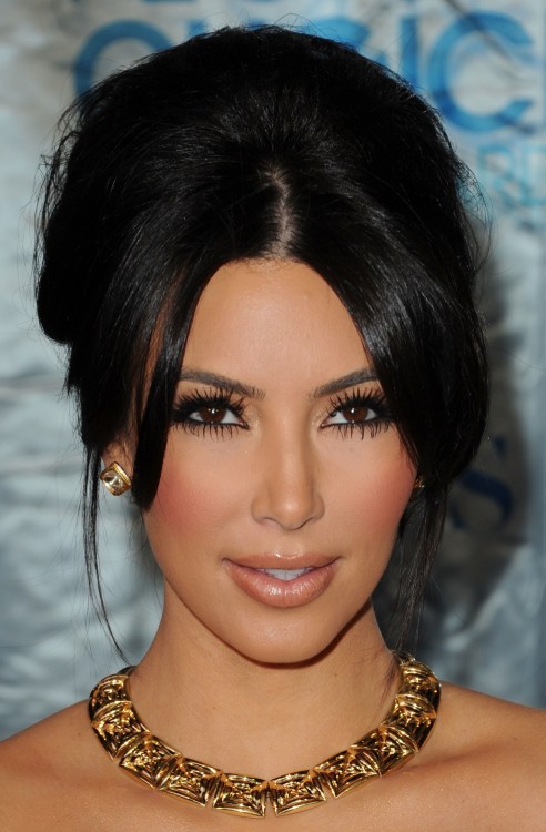 Kim Kardashian's Makeup Artist is Mario Dedivanovic